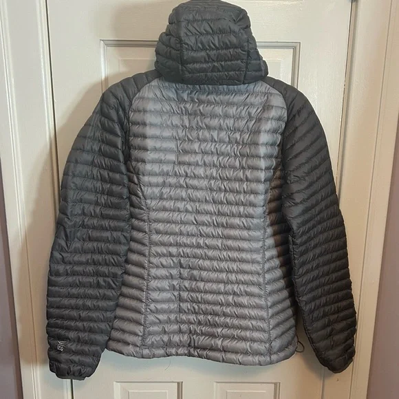 L.L. Bean Ultralight 850 Down Sweater Hooded Jacket - Sz XS - Picture 6 of 14